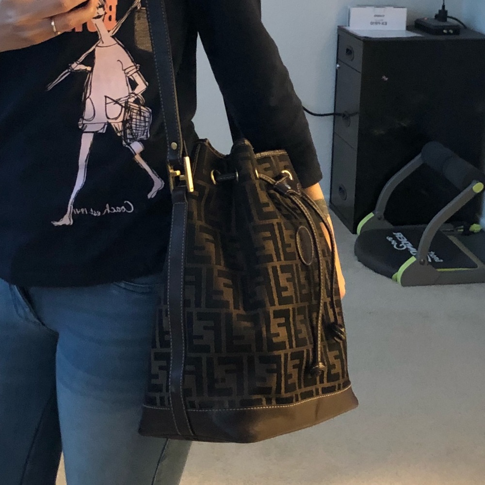 Fendi shoulder bag❤️